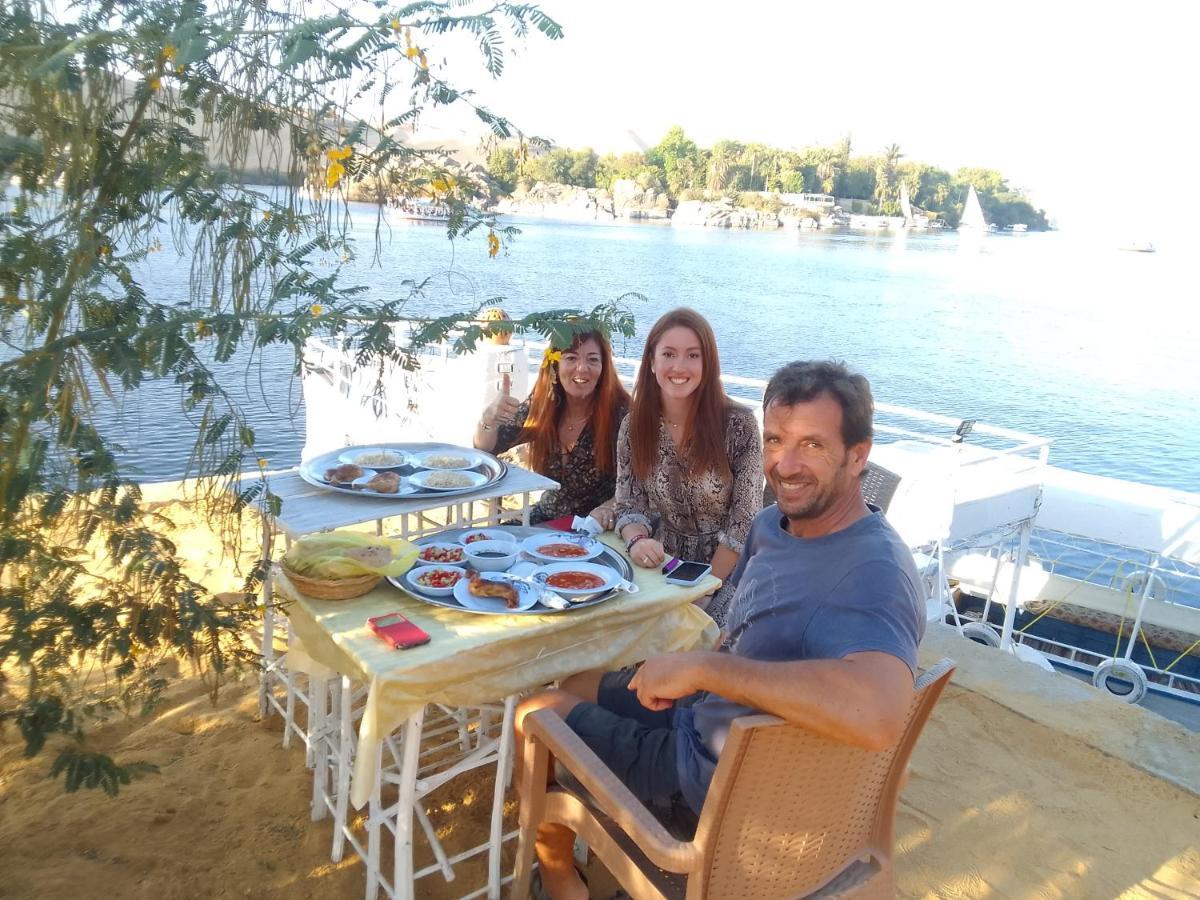 Nile View Guest House Assuan Esterno foto